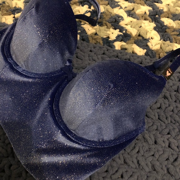 Long line velvet demi bra - Picture 4 of 6